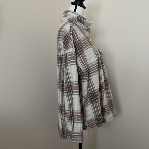 Shacket- Asher Kate - Picture 3 of 7